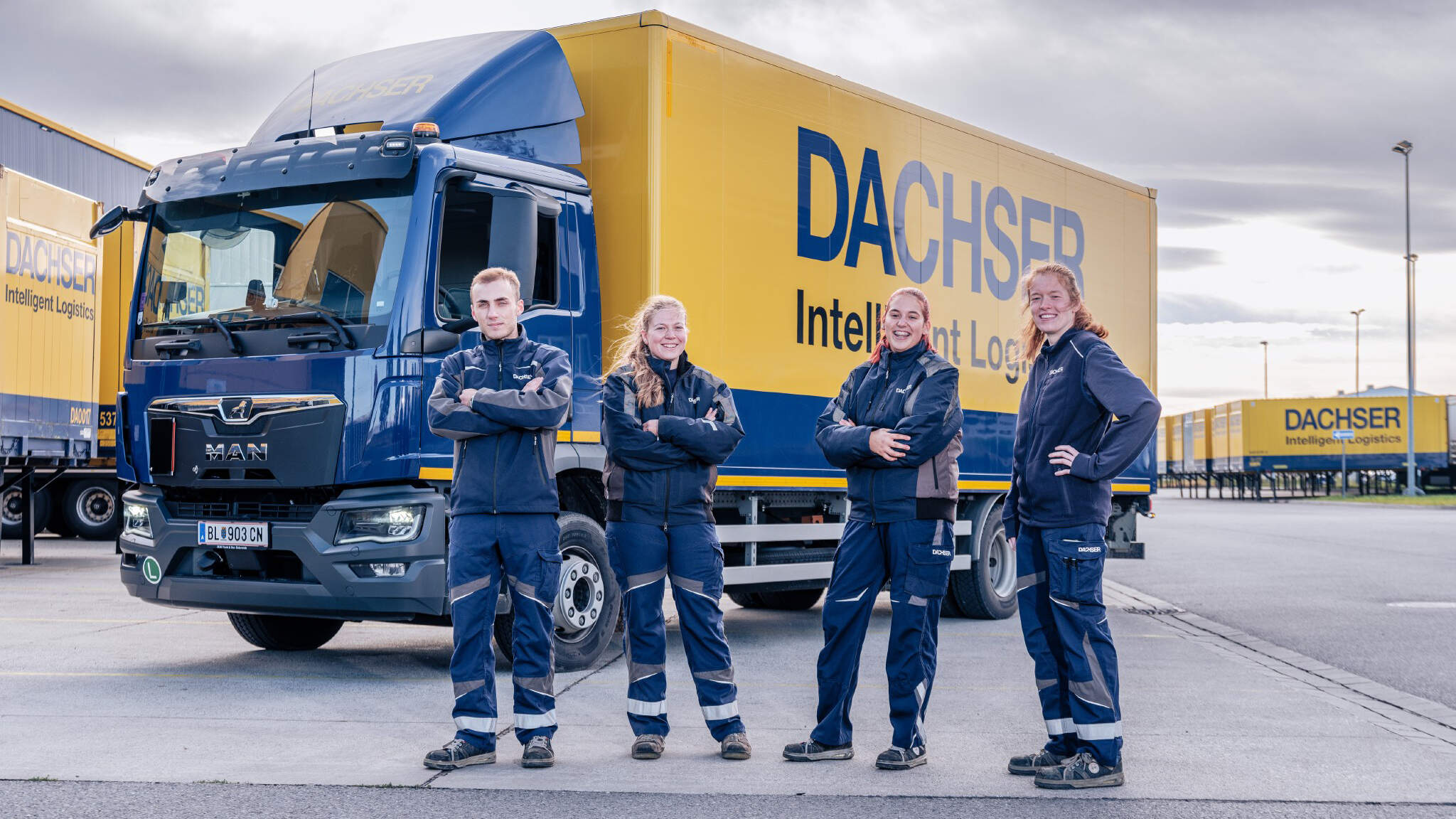 Avec DACHSER Service und Ausbildungs GmbH, le prestataire de services logistiques a lancé il y a dix ans une offensive durable en matière de qualification.